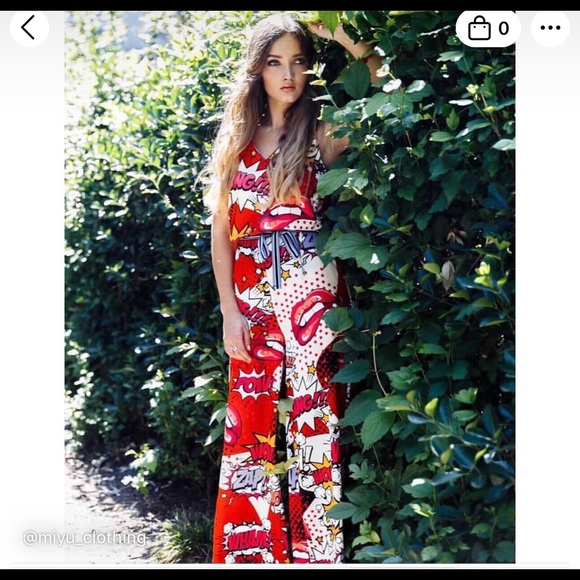 Beautiful and fun jumpsuit - Picture 2 of 5